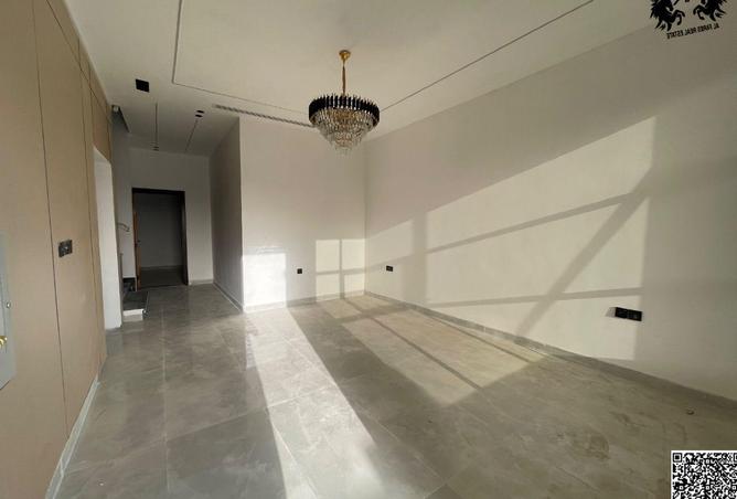 108605977 - Property Image 3