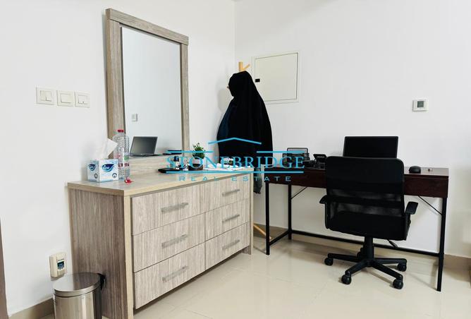 91823000 - Property Image 3
