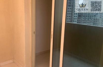Apartment - 1 Bedroom - 2 Bathrooms for rent in Lilies Tower - Emirates City - Ajman Apartment - 1 Bedroom - 2 Bathrooms for rent in Lilies Tower - Emirates City - Ajman