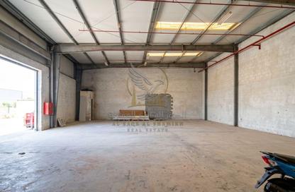 Warehouse - Studio - 1 for rent in Al Sajaa S - Al Sajaa - Sharjah