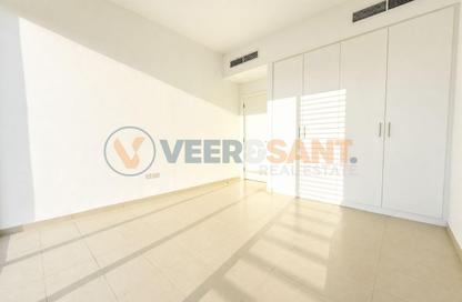 Villa - 4 Bedrooms - 5 Bathrooms for rent in Cherrywoods - Dubai