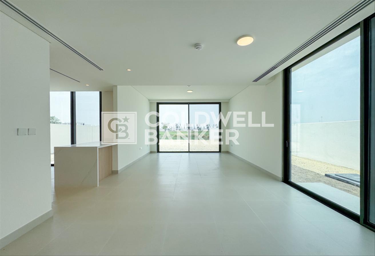 Brand New | Golf Course View | Community Expert photo 5