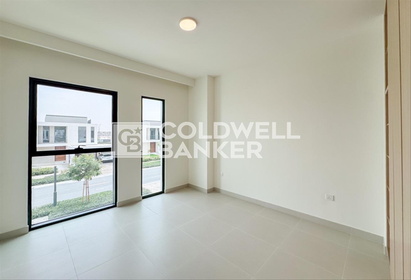 Brand New | Golf Course View | Community Expert photo 20
