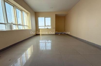 Apartment - 3 Bedrooms - 4 Bathrooms for rent in Al Mamzar - Al Mamzar - Sharjah - Sharjah