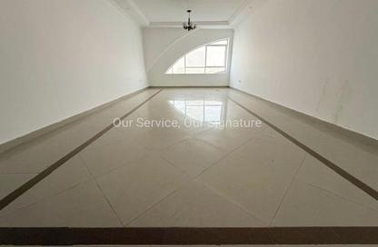 Apartment - 3 Bedrooms - 4 Bathrooms for rent in Al Mamzar - Al Mamzar - Sharjah - Sharjah