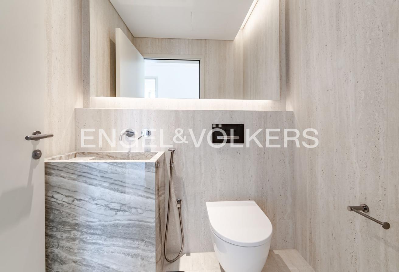 Luxury Living | Beach Front | Corner Unit photo 12