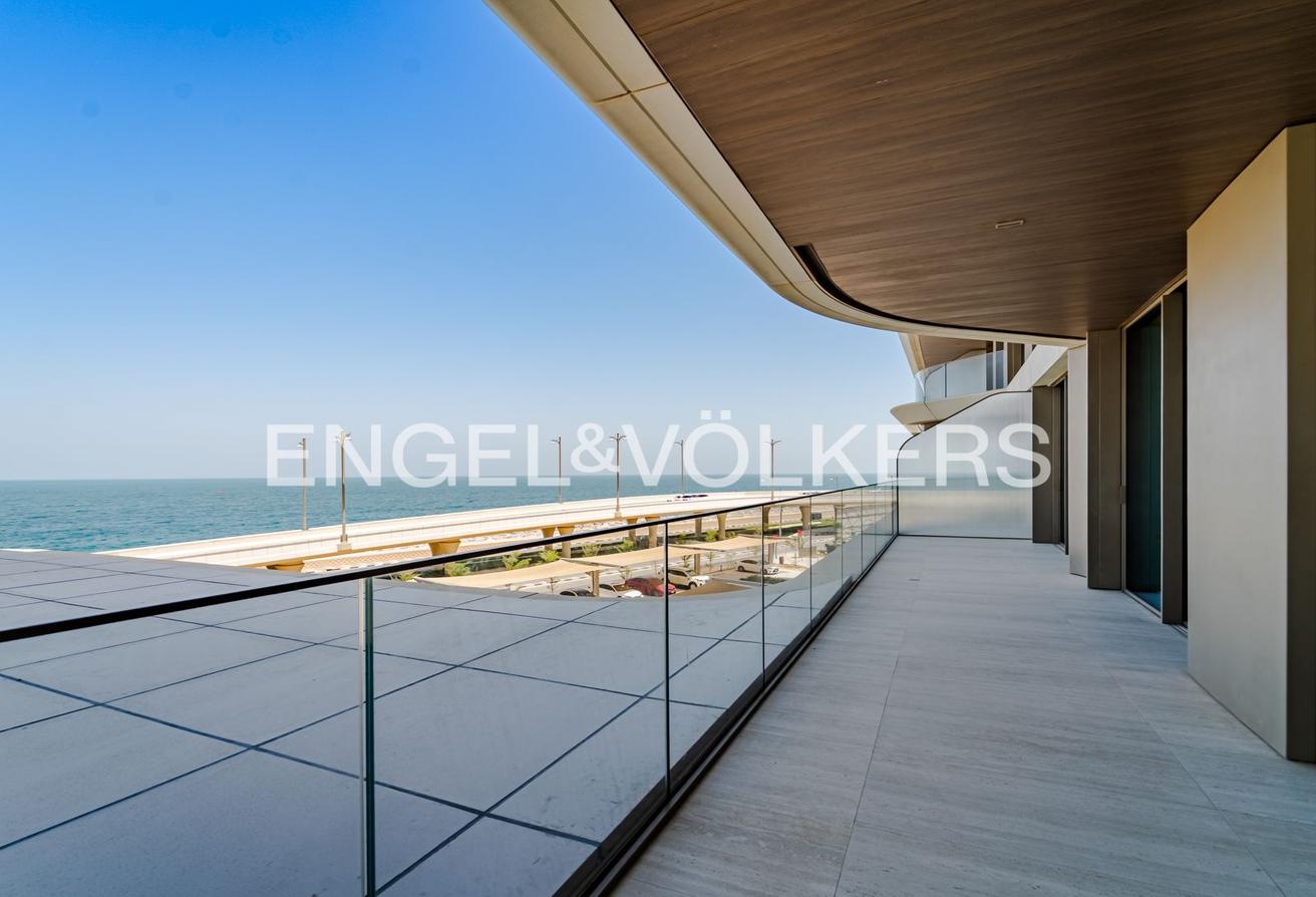 Luxury Living | Beach Front | Corner Unit photo 14