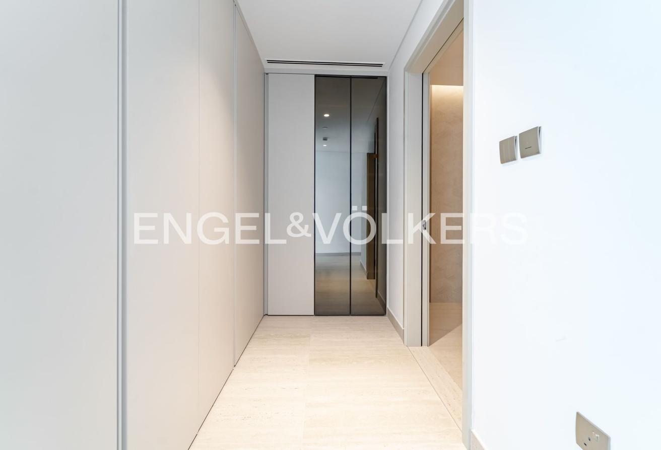 Luxury Living | Beach Front | Corner Unit photo 10