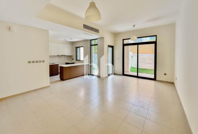 87462543 - Property Image 3