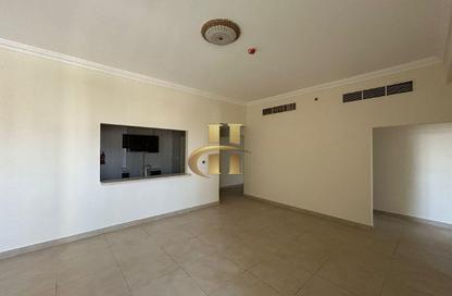Apartment - 3 Bedrooms - 4 Bathrooms for rent in Plaza Residences 2 - Plaza Residences - District 13 - Jumeirah Village Circle - Dubai