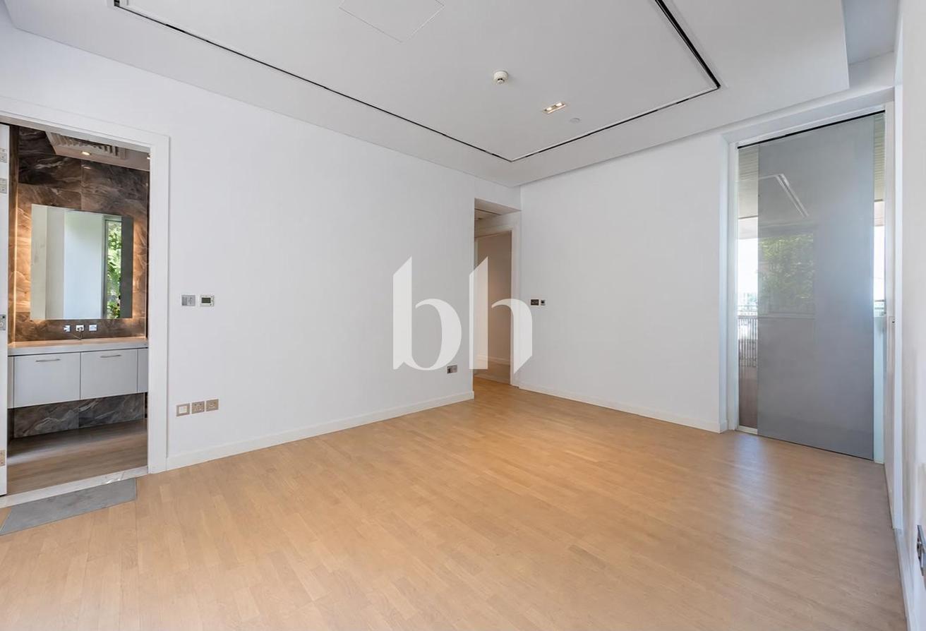 Ground Floor | Private Garden | Rare to Market photo 11