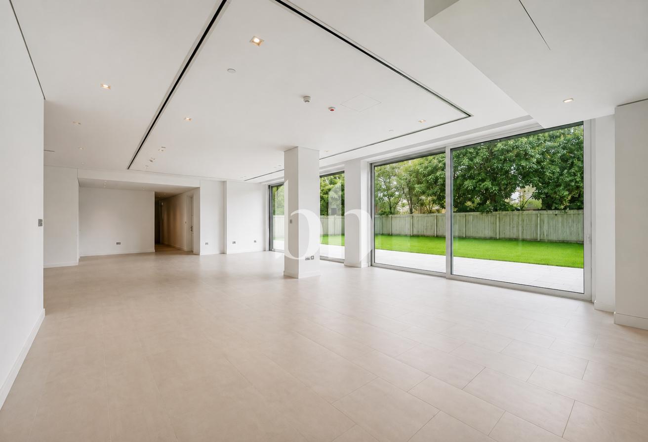 Ground Floor | Private Garden | Rare to Market photo 2