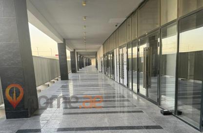 Shop - Studio - 1 Bathroom for rent in Azizi Riviera 48 - Azizi Riviera - Meydan One - Meydan - Dubai