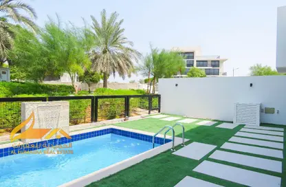 تاون هاوس - 4 غرف نوم - 5 حمامات للبيع في مجمع الجولف - الزورا - عجمان