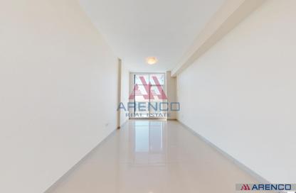 Apartment - 1 Bedroom - 2 Bathrooms for rent in Golden Sands Tower - Al Nahda - Sharjah