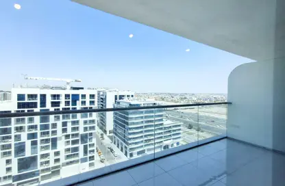 Apartment - 2 Bedrooms - 4 Bathrooms for rent in C2 Al Raha Tower - Al Dana - Al Raha Beach - Abu Dhabi