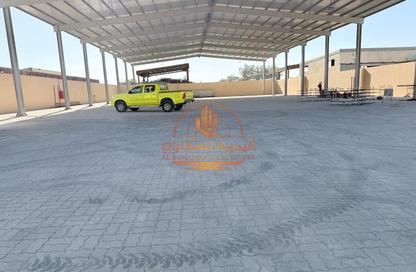 Warehouse - Studio - 2 Bathrooms for rent in Al Sajaa S - Al Sajaa - Sharjah