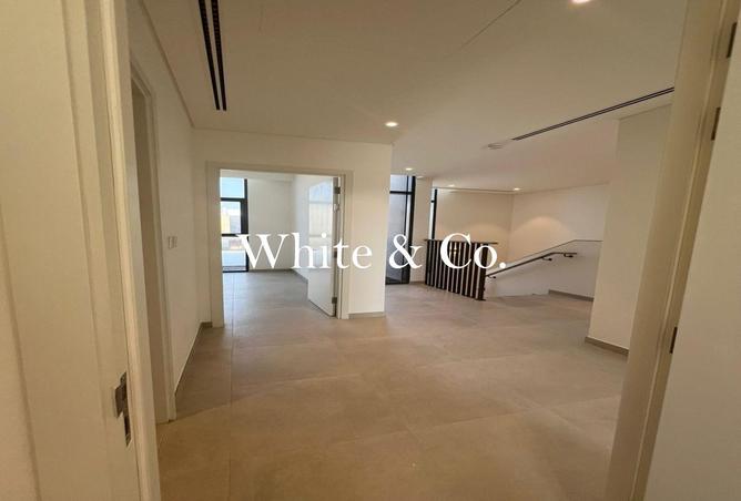 73842214 - Property Image 3