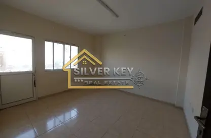 Apartment - 3 Bedrooms - 2 Bathrooms for rent in Al Mahatta - Al Qasimia - Sharjah Apartment - 3 Bedrooms - 2 Bathrooms for rent in Al Mahatta - Al Qasimia - Sharjah