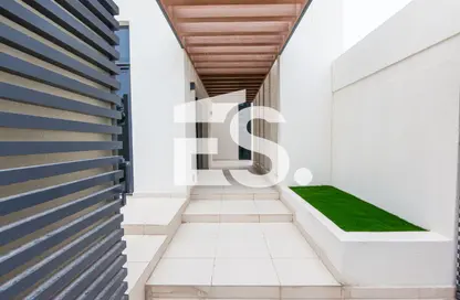 فيلا - 4 غرف نوم - 6 حمامات للايجار في الياس الغرببة - جزيرة ياس - أبوظبي