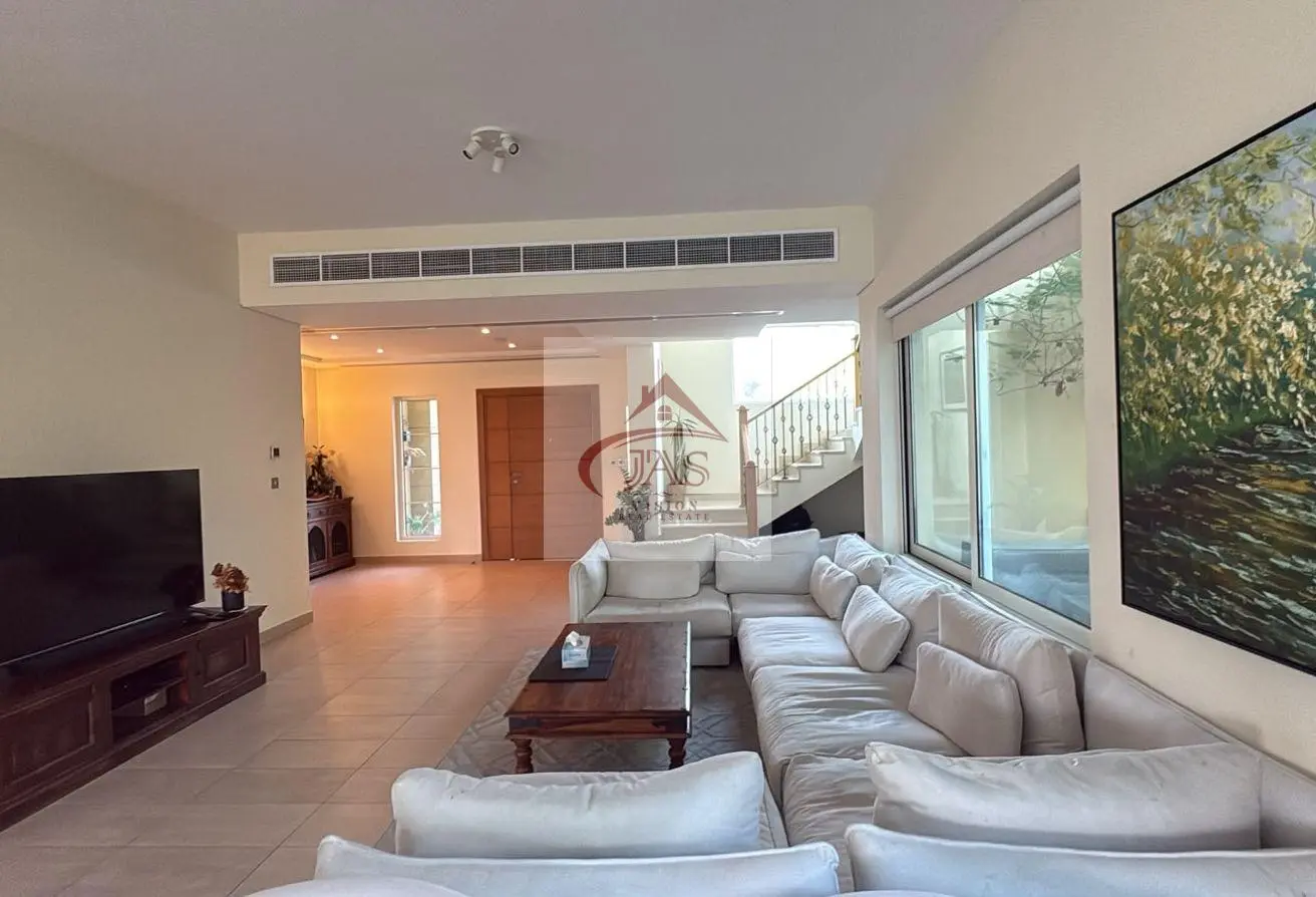 156926004 - Property Main Image