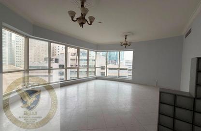 Apartment - 1 Bedroom - 2 Bathrooms for rent in Al Majaz 3 - Al Majaz - Sharjah Apartment - 1 Bedroom - 2 Bathrooms for rent in Al Majaz 3 - Al Majaz - Sharjah