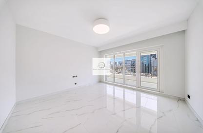 Apartment - 3 Bedrooms - 5 Bathrooms for rent in Jood Residence Plaza - Al Muraqqabat - Deira - Dubai