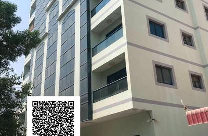 عمارة بالكامل - 8 غرف نوم - 8 حمامات للبيع في برج الكورنيش - الرميلة - عجمان