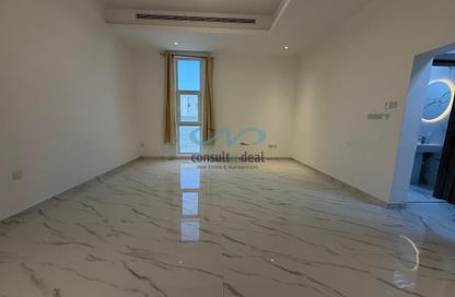 Apartment - Studio - 1 for rent in Mohamed Bin Zayed Centre - Mohamed Bin Zayed City - Abu Dhabi