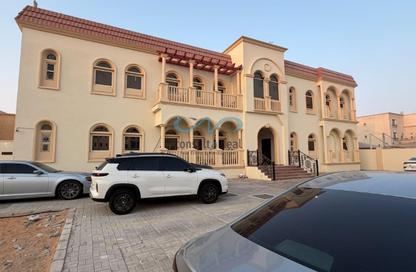 Apartment - 1 - 1 for rent in Mohamed Bin Zayed Centre - Mohamed Bin Zayed City - Abu Dhabi