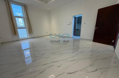 Apartment - Studio - 1 for rent in Mohamed Bin Zayed Centre - Mohamed Bin Zayed City - Abu Dhabi