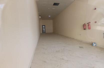 Shop - Studio - 1 for rent in Hoshi - Al Badie - Sharjah