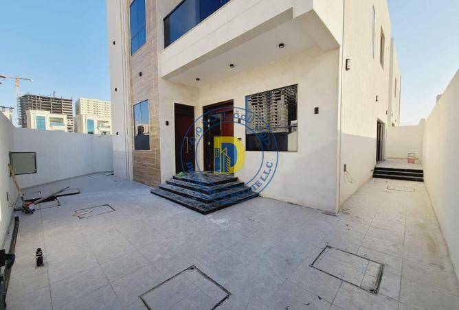 67440401 - Property Image 3