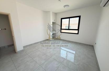 Apartment - 4 - 6 for rent in Al Falaj - Al Riqqa - Sharjah