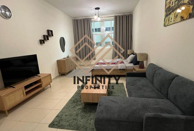 2PKuTIqyX0S - Property Main Image