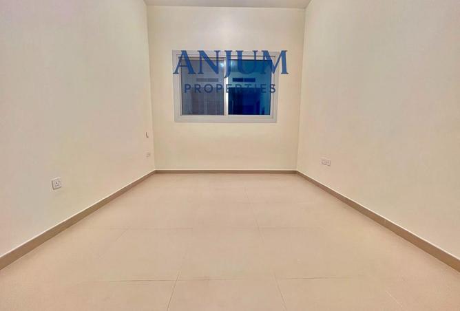 130652267 - Property Image 2