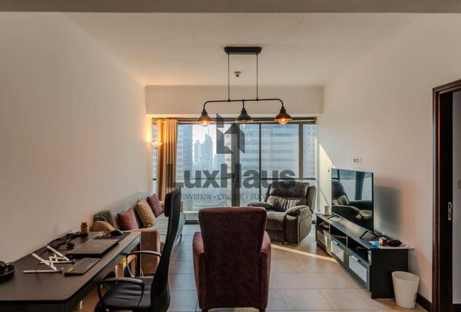 70285067 - صورة العقار 3