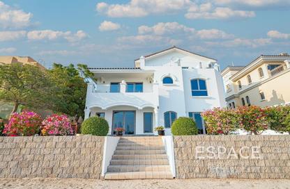 Villa - 5 Bedrooms - 5 Bathrooms for rent in Garden Homes Frond B - Garden Homes - Palm Jumeirah - Dubai