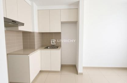 Apartment - Studio - 1 for rent in Hayat Boulevard 2B - Hayat Boulevard 2 - Hayat Boulevard - Town Square - Dubai