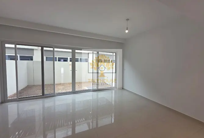 92273135 - صورة العقار 2