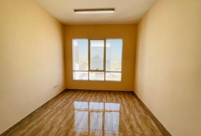 82374794 - Property Image 3