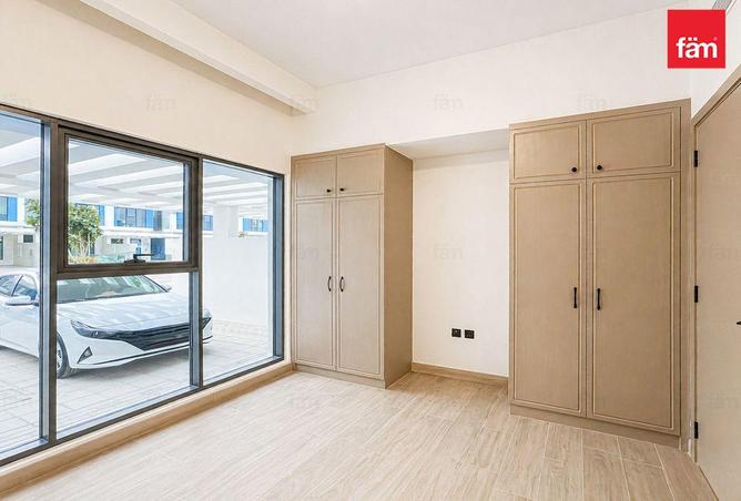 82811819 - Property Image 2