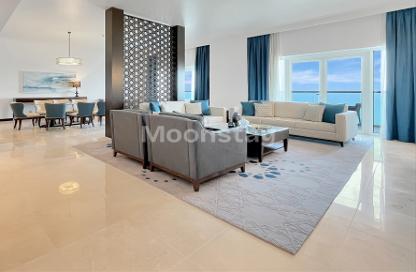 Apartment - 3 Bedrooms - 4 Bathrooms for sale in Fairmont Marina Residences - The Marina - Abu Dhabi