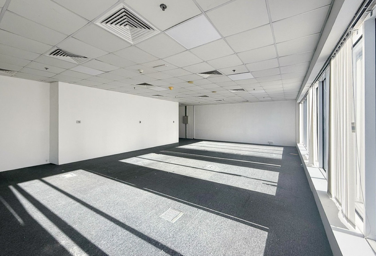 Studio office space in Fifty One Tower, Business Bay: 8