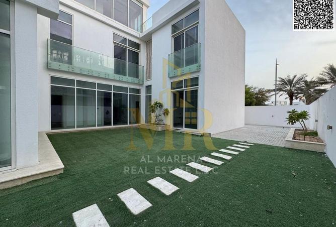 2Ofs645sAgC - Property Image 3