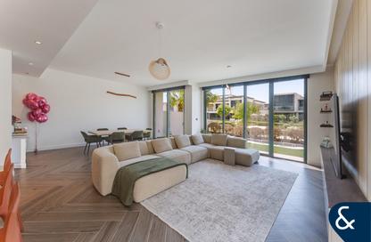 Villa - 4 - 5 for sale in Golf Grove - Dubai Hills Estate - Dubai