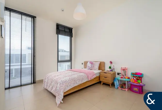152813358 - Property Image 3
