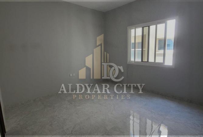 72318431 - Property Image 2