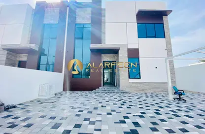 فيلا - 5 غرف نوم - 6 حمامات للايجار في فيلات الوصل - شارع الوصل - الوصل - دبي