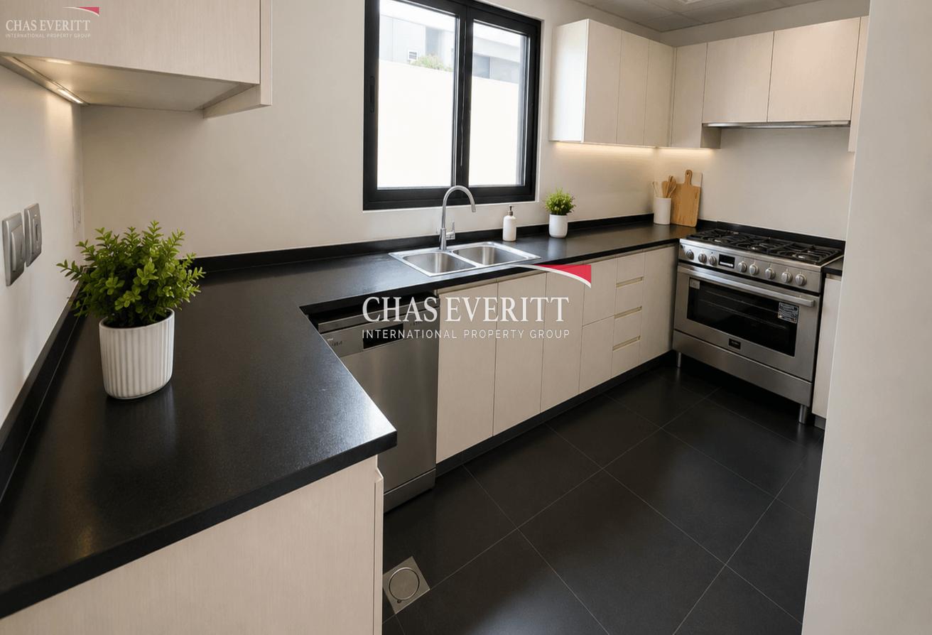 6-Bed Villa +Maid’s | Private Pool | 4,897 Sqft photo 8